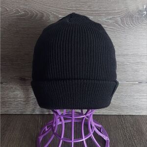 Black Ribbed Knit Beanie - Black